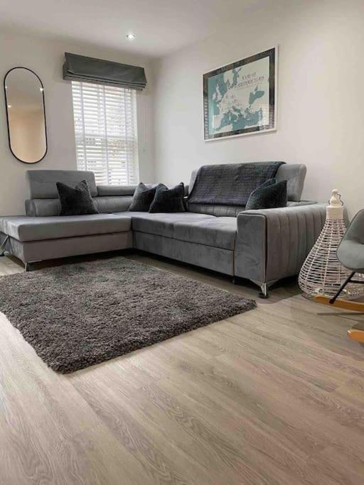 Luxury Town Centre Apartment Walking Distance To Rsc Theatre Stratford-upon-Avon Eksteriør bilde
